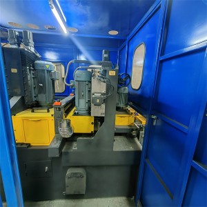 CNC grinding machine for commercial vehicle